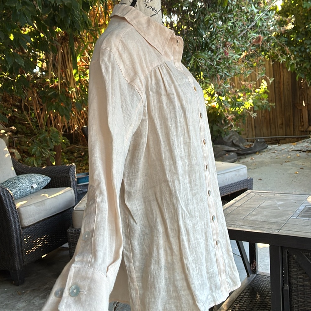 NWT Spell Sunday💯Linen Blouse in Almond size small - Picture 5 of 9